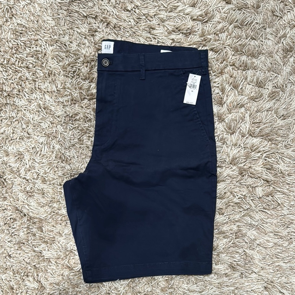Men’s Gap 10inch shorts